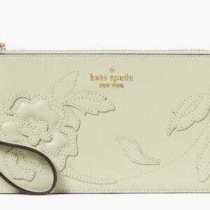 Kate Spade Lucy Floral Appliqué Medium Wristlet. NWT